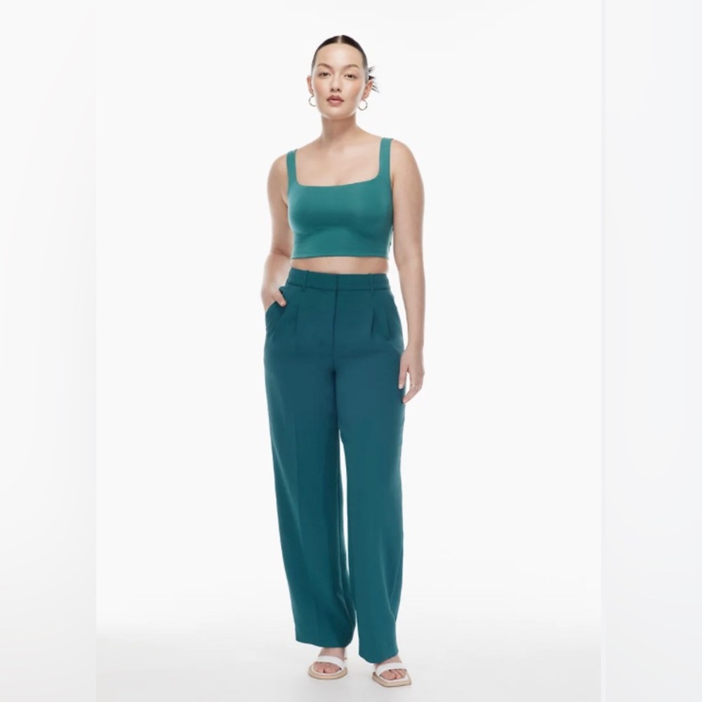 BNWT Wilfred Vacay Cropped Tank